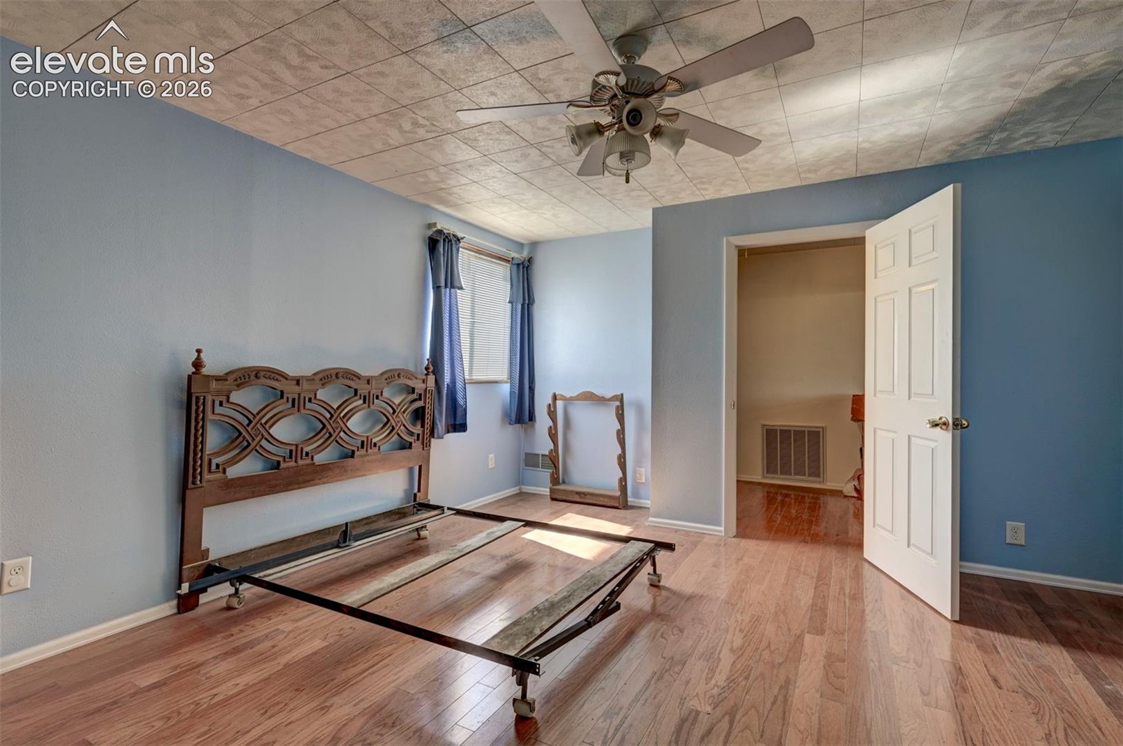 Listing photo 18 for 4125 Log Road