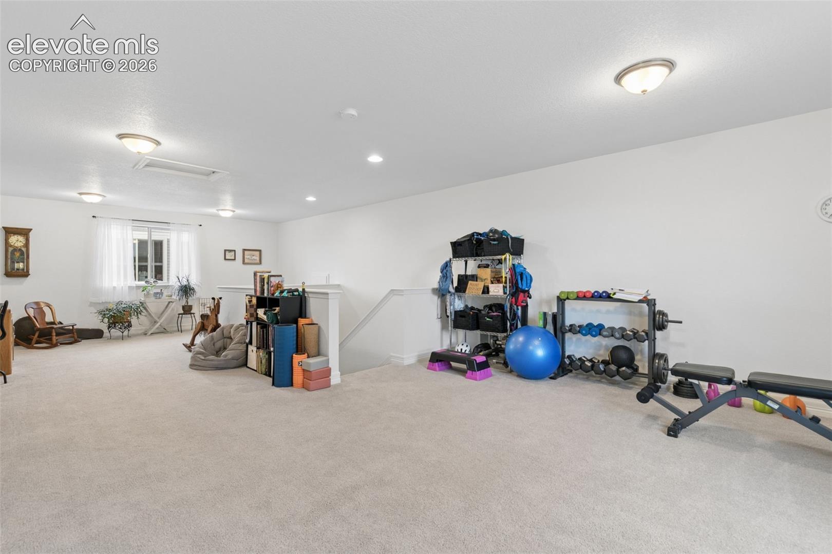 Listing photo 30 for 8948 Braemore Heights
