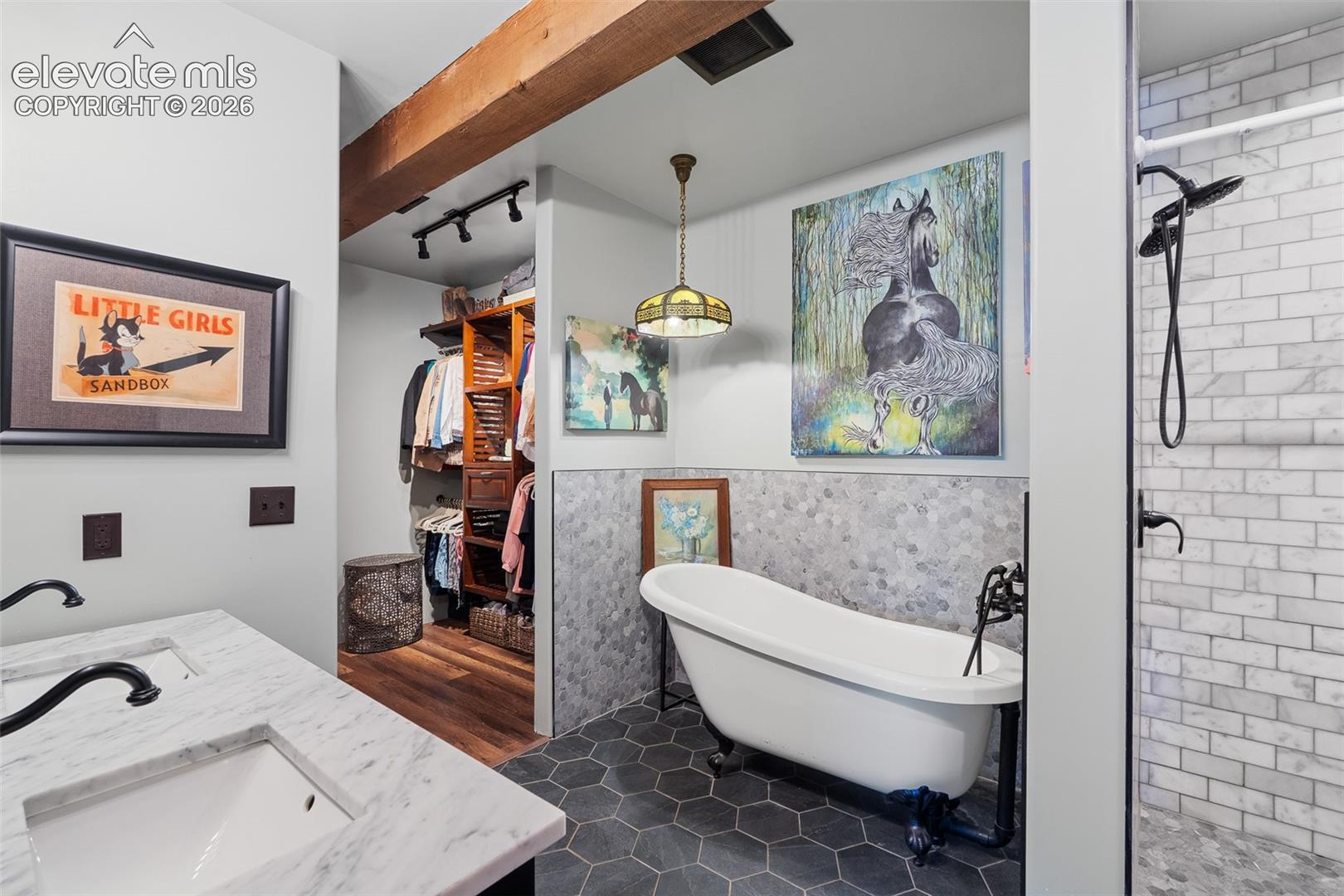 Listing photo 26 for 7445 Pinon Heights NA