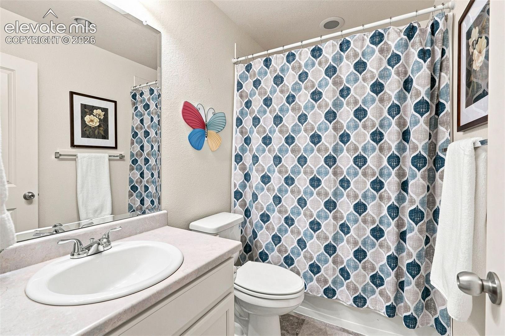 Listing photo 21 for 4298 N Meadows Drive
