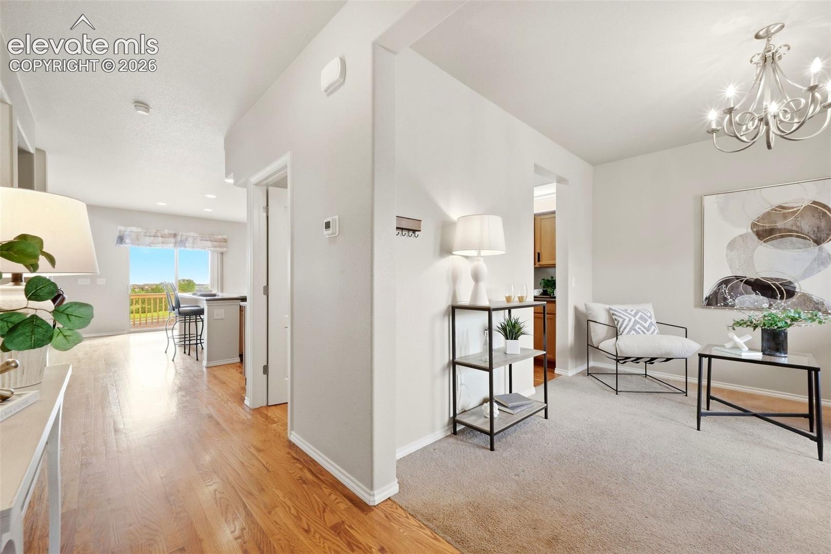 Listing photo 4 for 9895 Kings Canyon Drive