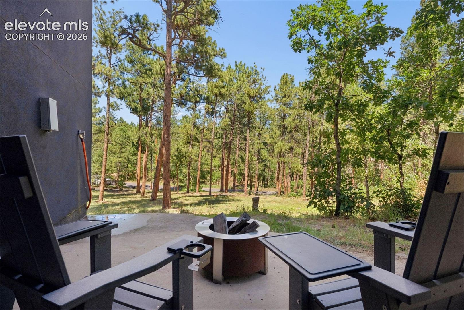 Listing photo 7 for 1015 Timber Valley Road