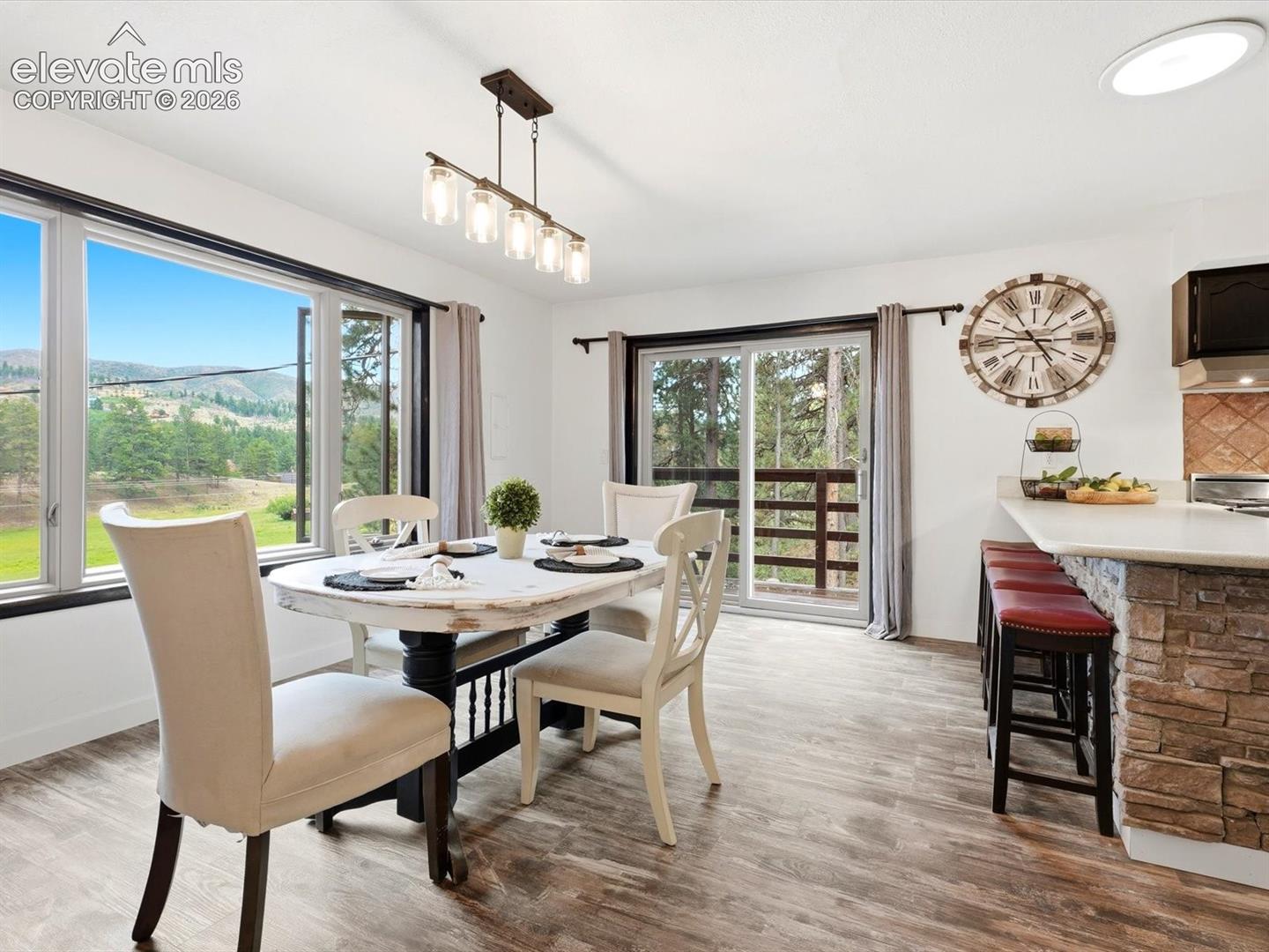 Listing photo 13 for 14635 Westcreek Road