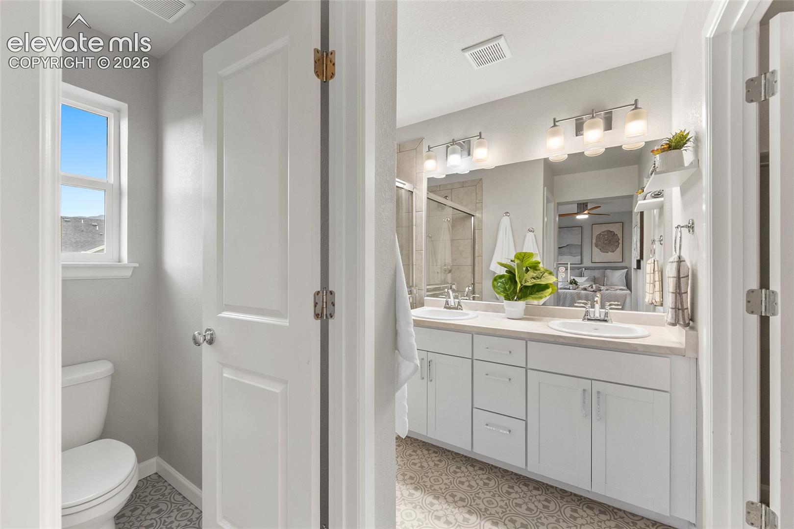 Listing photo 13 for 16362 Rustlers Range Point