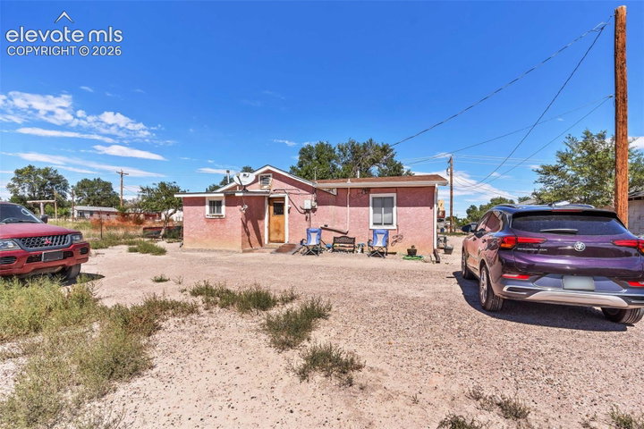 2120 W 11th Street — listing photo