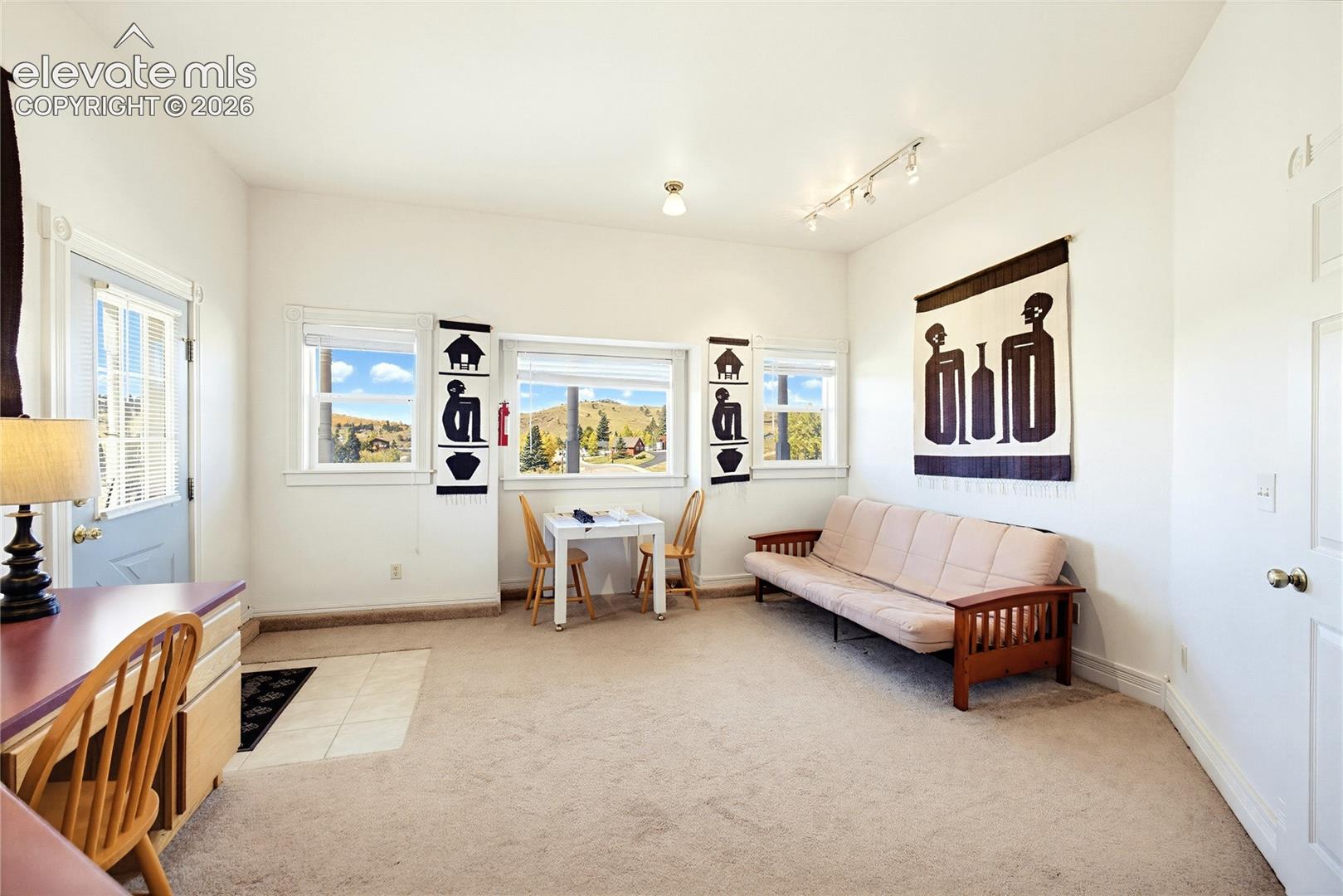 Listing photo 31 for 222 E Placer Street