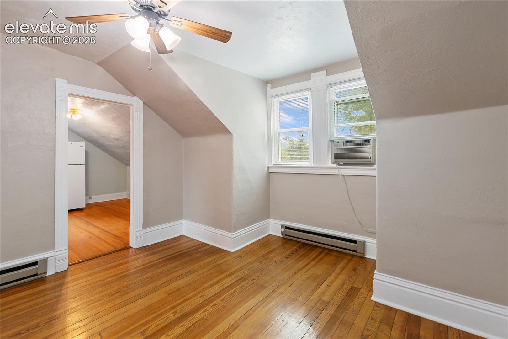 Listing photo 38 for 2210 W Kiowa Street