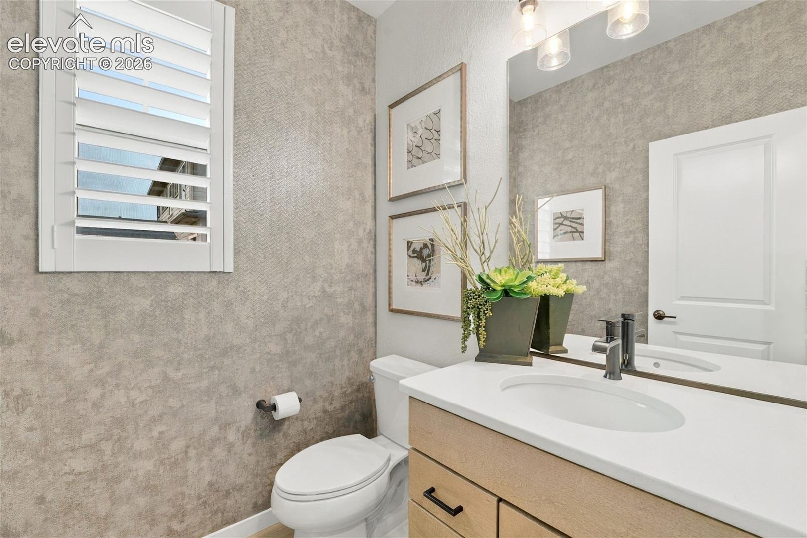 Listing photo 10 for 6954 Knapp Drive