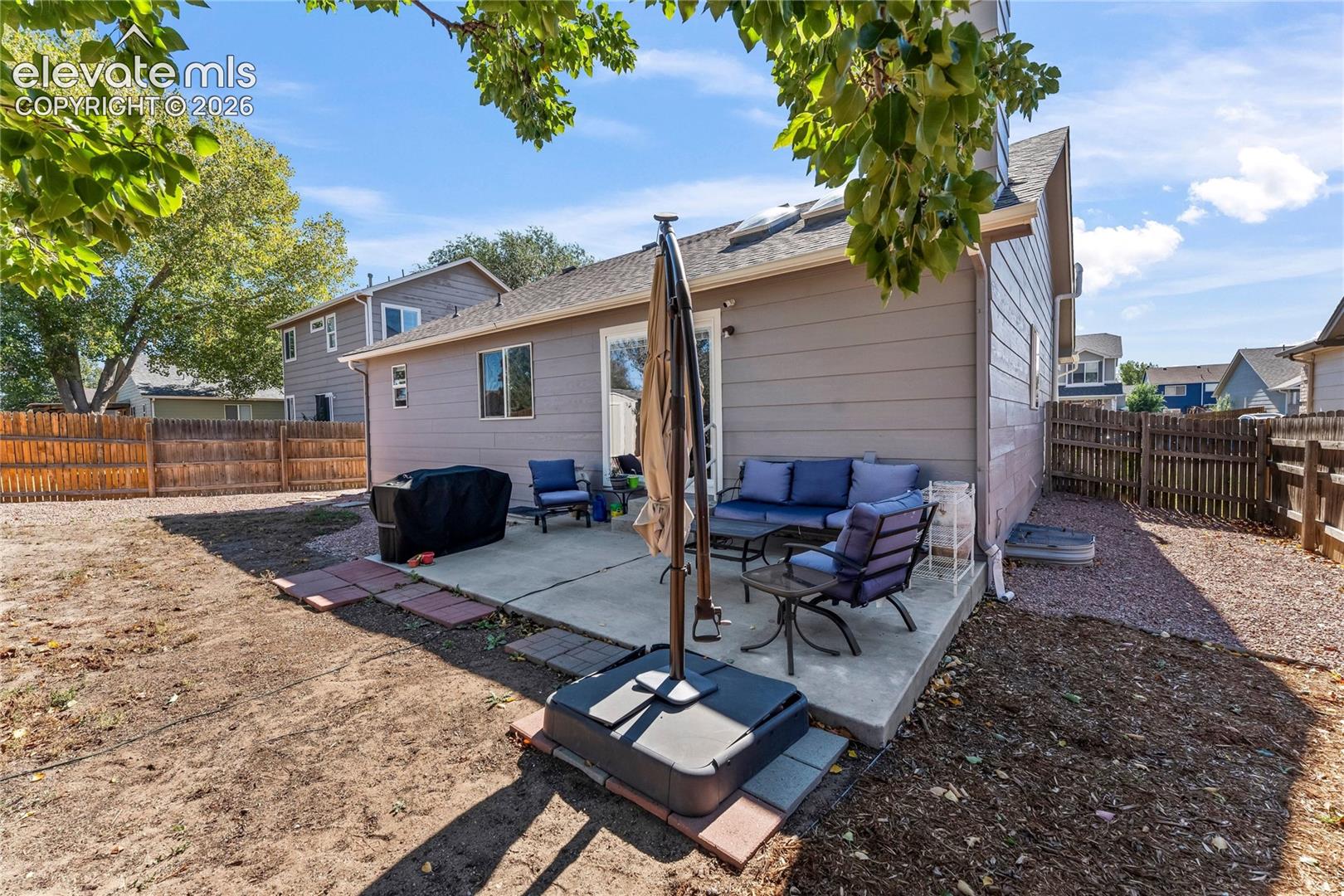 Listing photo 38 for 885 Candlestar Loop