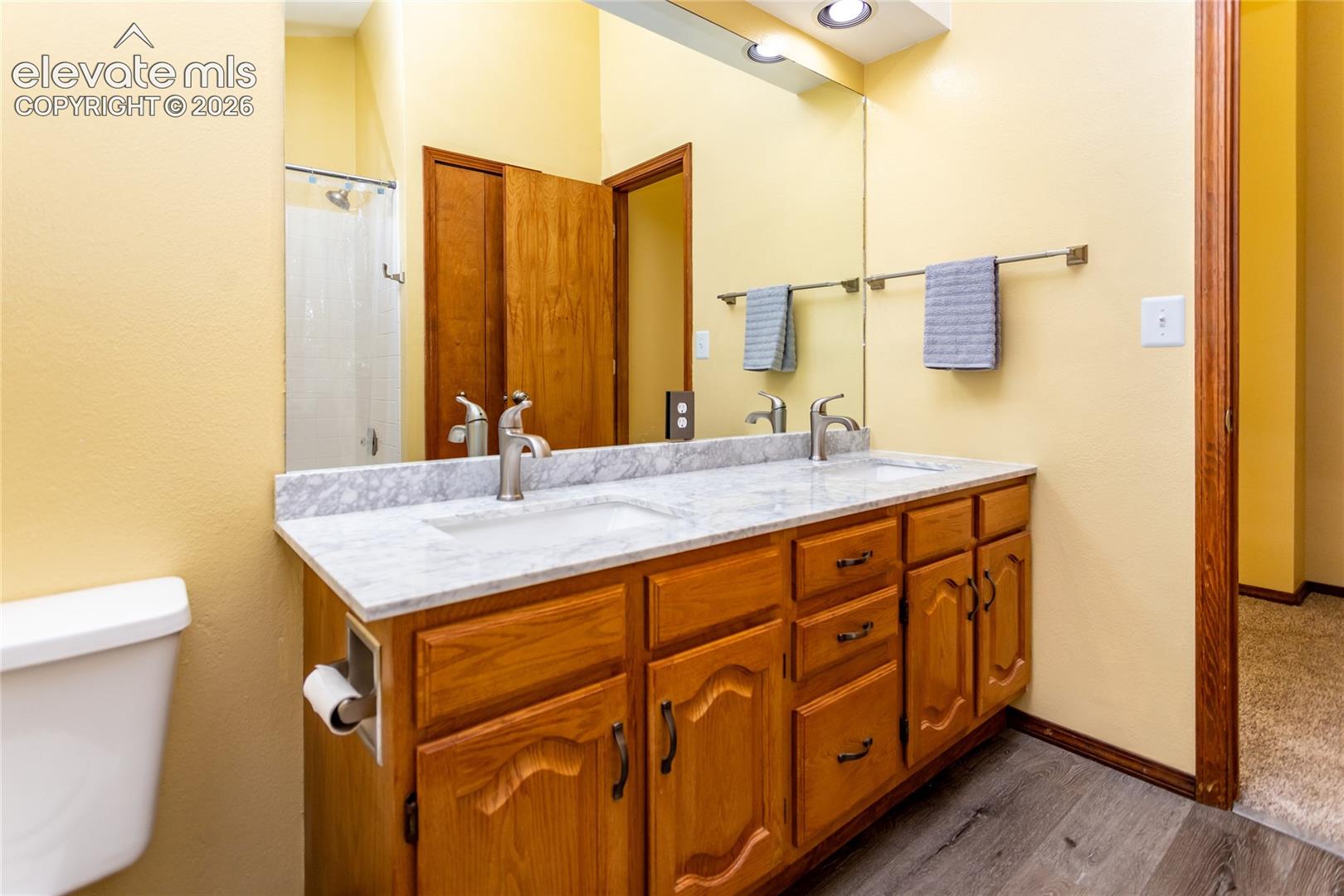 Listing photo 37 for 2690 Edenderry Drive