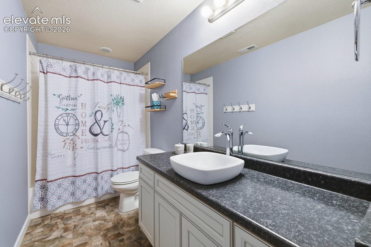 Listing photo 36 for 3502 Red Baron Drive