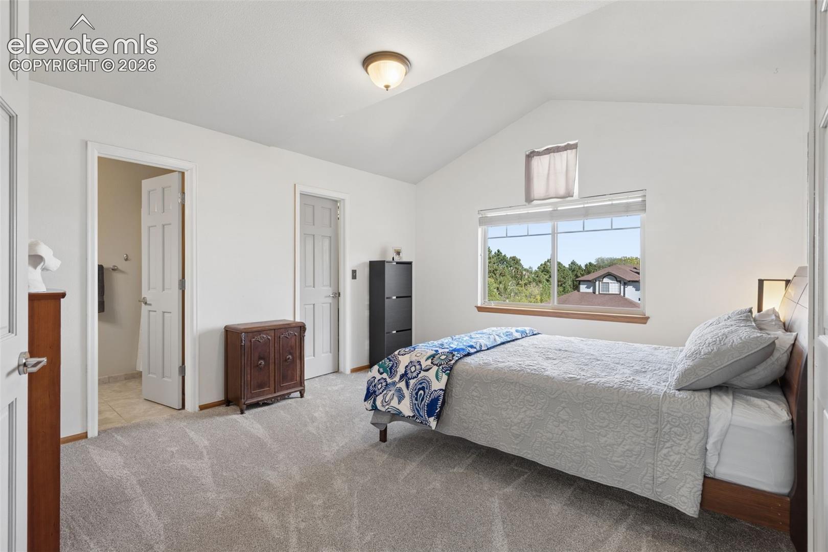 Listing photo 28 for 5830 Broadmoor Bluffs Drive