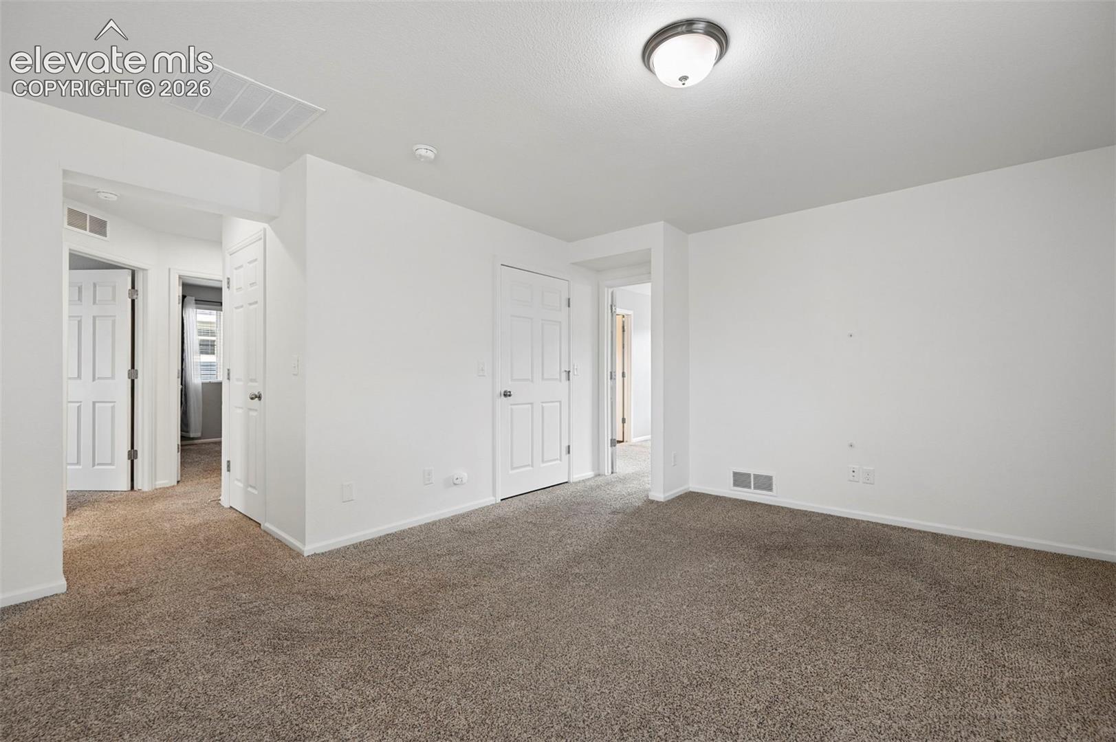 Listing photo 16 for 8803 Briar Brush Lane