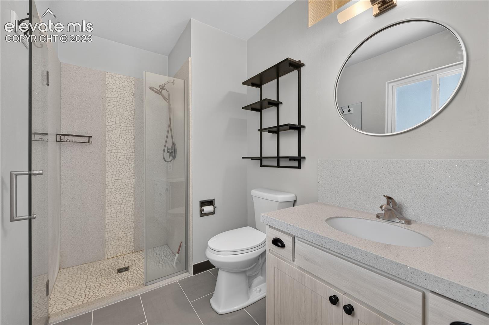 Listing photo 18 for 369 Burgess Drive