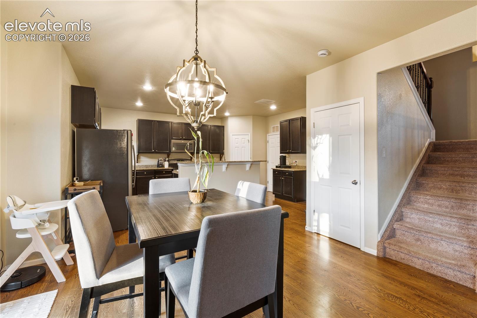 Listing photo 8 for 7886 Wagonwood Place