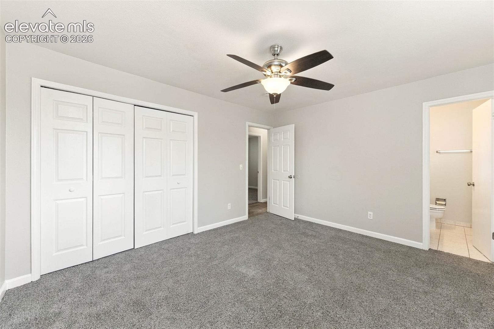 Listing photo 13 for 4937 Dewar Drive