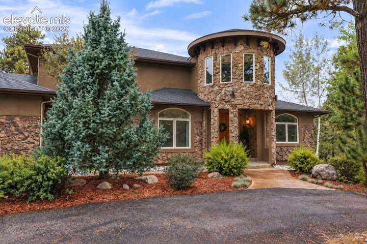 18030 Bankhurst Court — listing photo