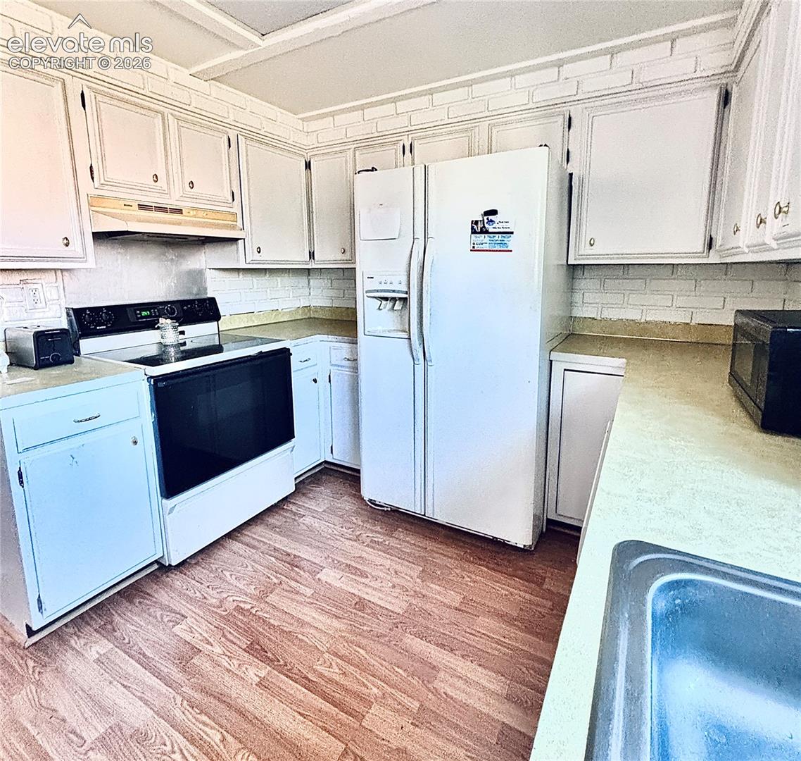 Listing photo 8 for 7265 Killington Street