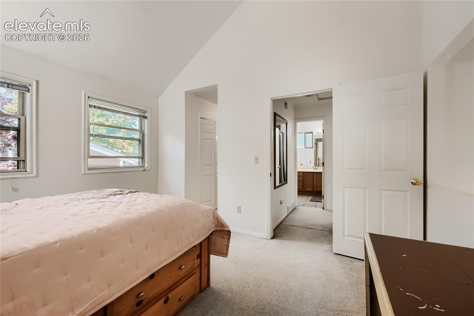 Listing photo 19 for 116 Manitou Place