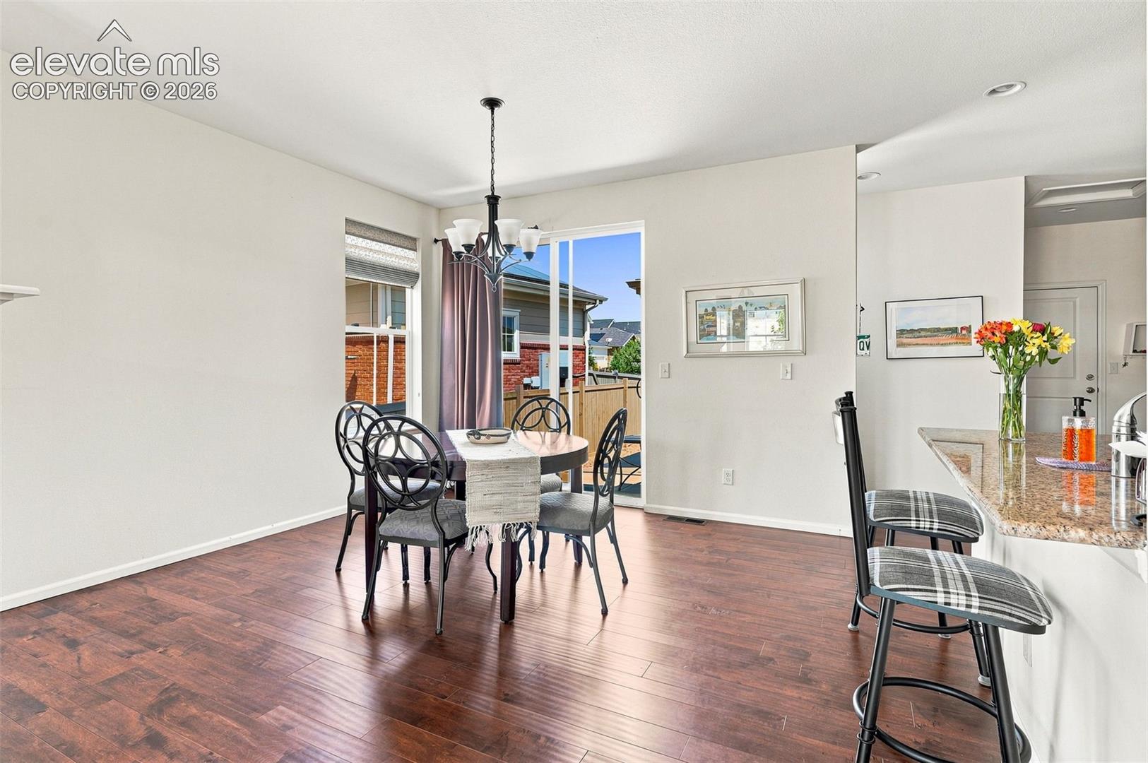 Listing photo 6 for 4298 N Meadows Drive