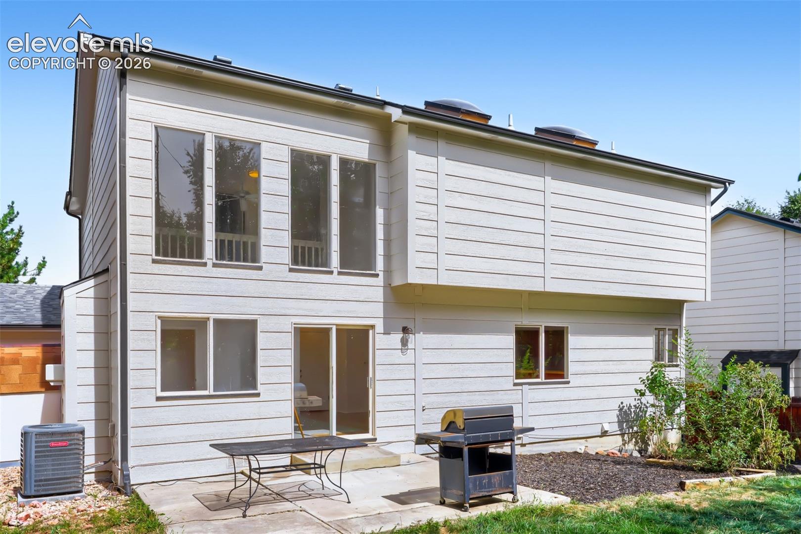 Listing photo 37 for 437 Kearney Avenue