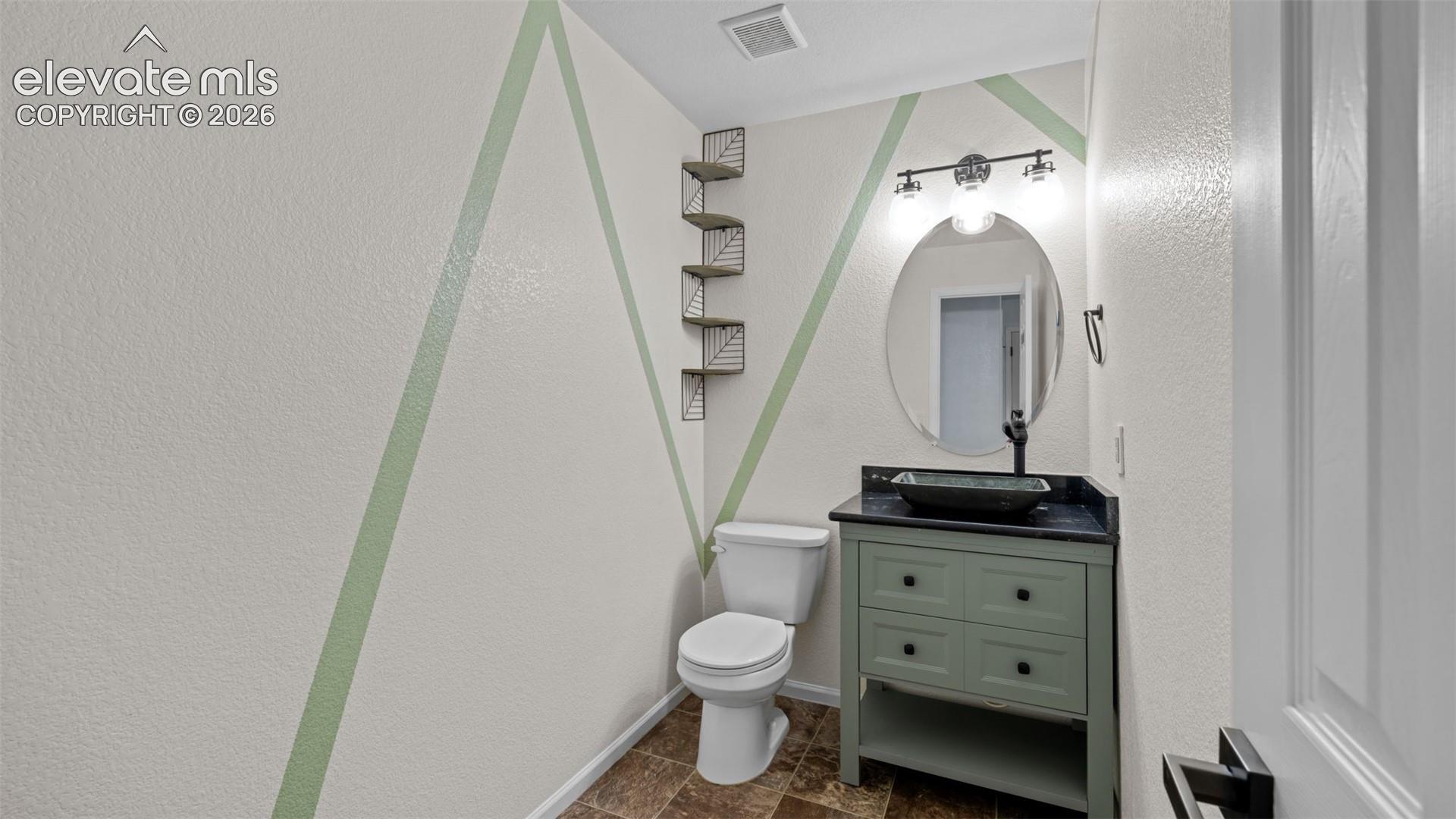 Listing photo 9 for 7915 Bonfire Trail