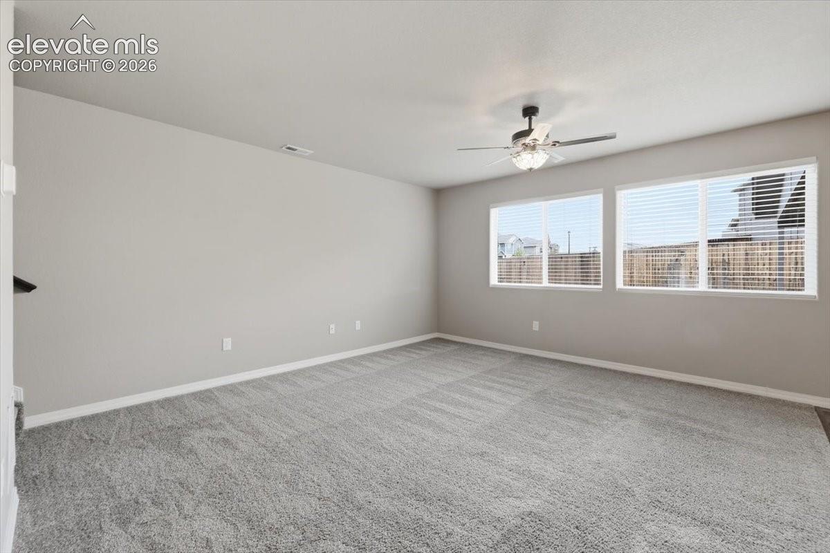 Listing photo 5 for 10958 Avena Road