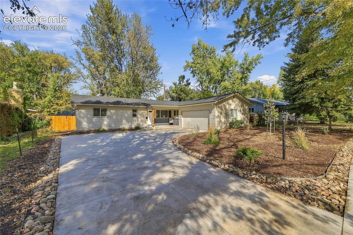 2518 Meade Circle — listing photo