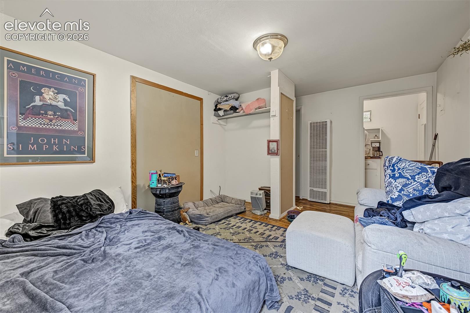 Listing photo 18 for 116 E Columbia Street