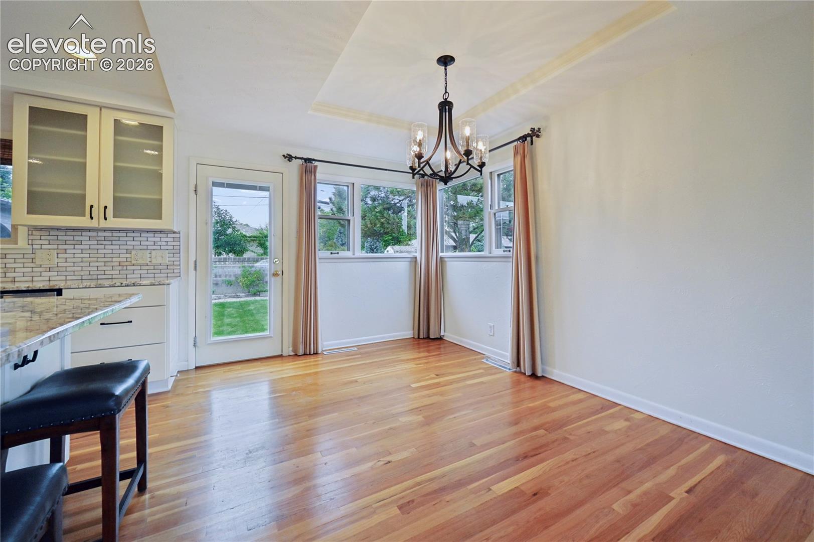 Listing photo 13 for 801 Westacres Avenue