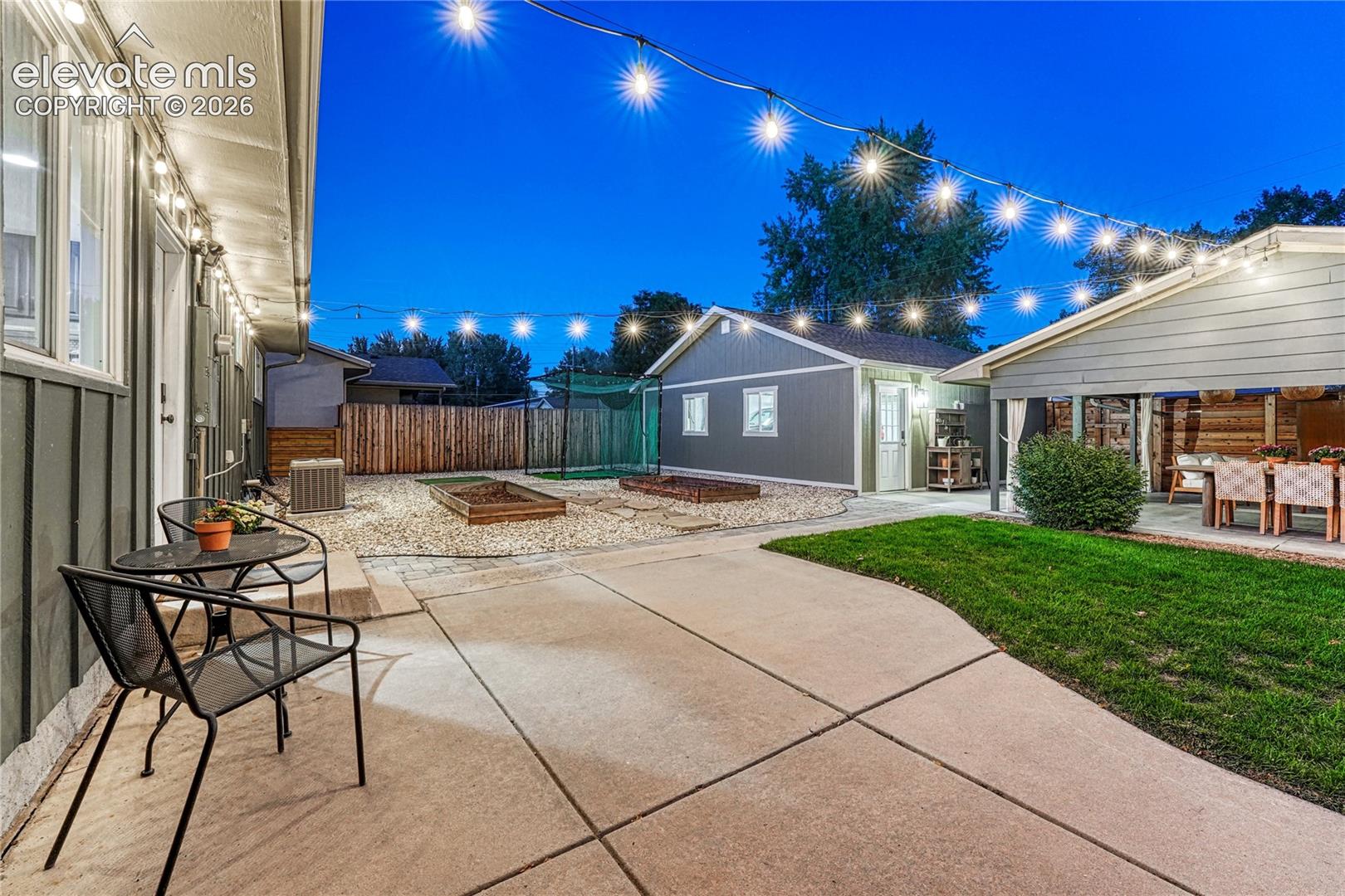 Listing photo 29 for 2845 N Institute Street