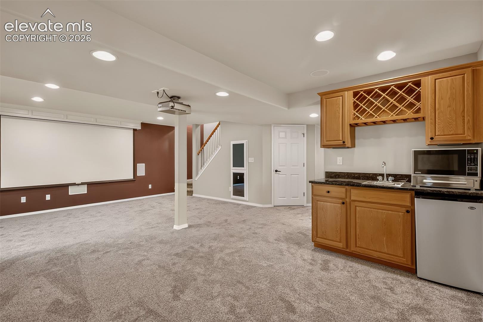 Listing photo 35 for 1136 Lawn Lake Trail