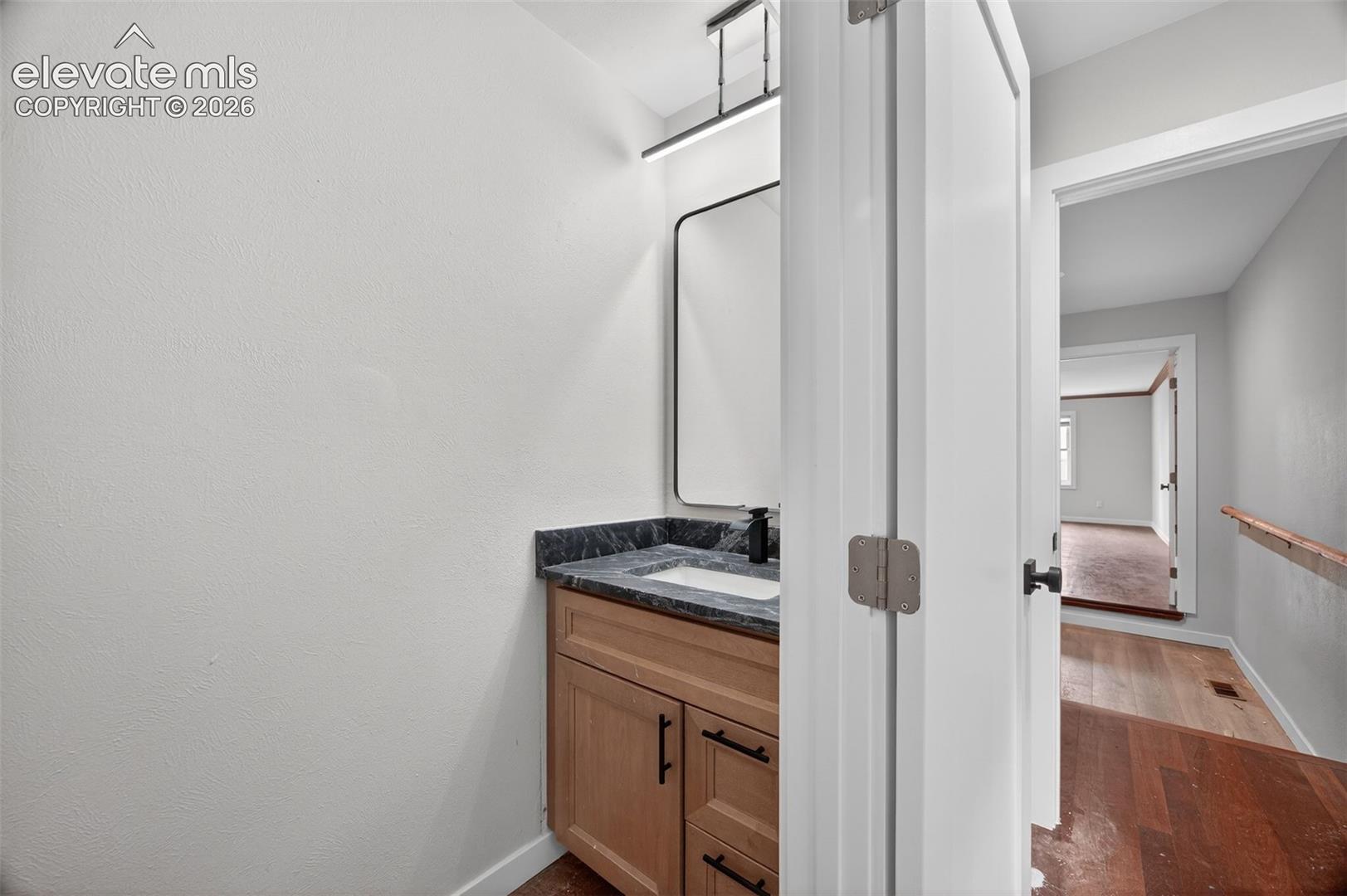 Listing photo 22 for 4180 S Monaco Parkway