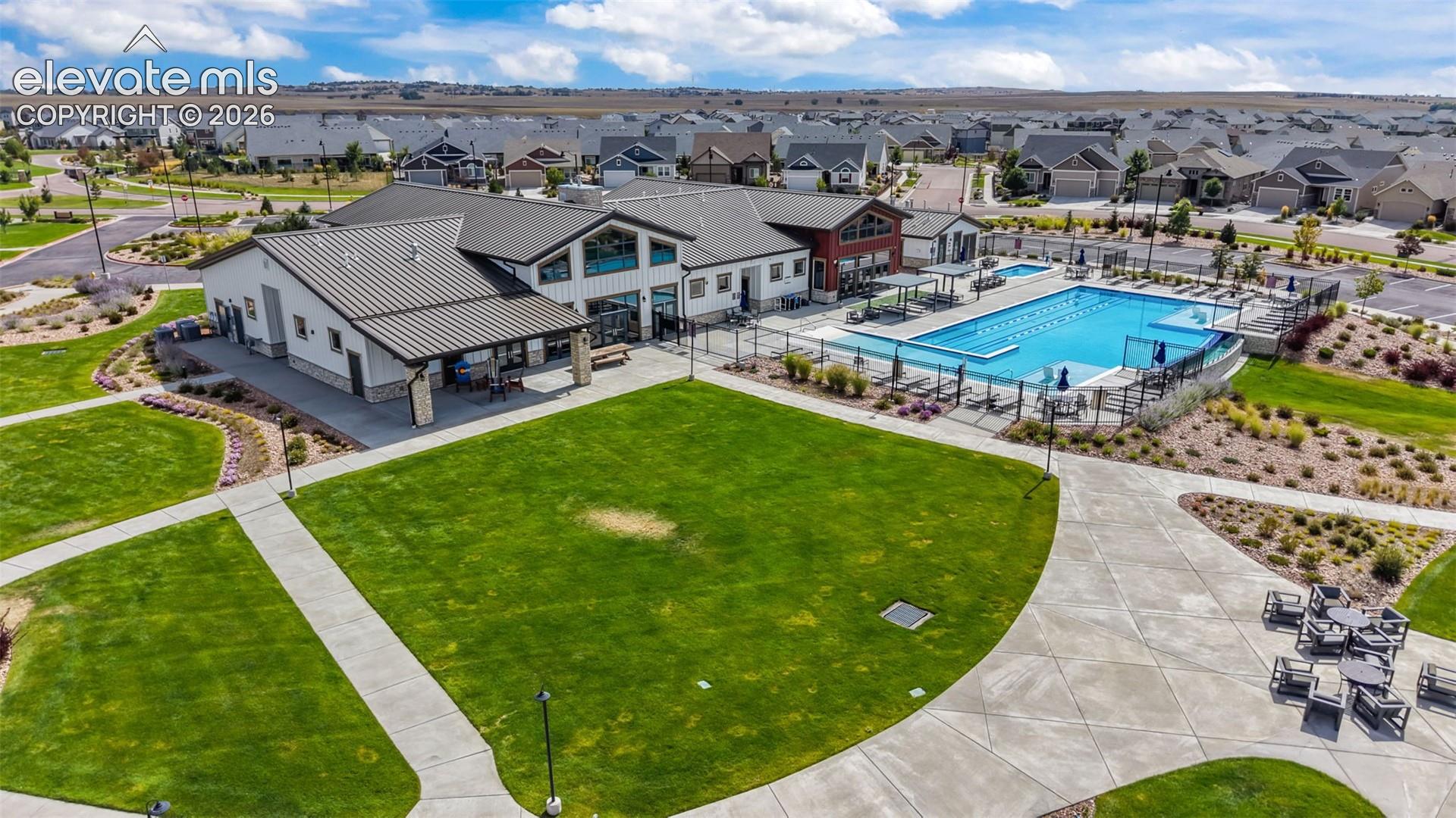 Listing photo 34 for 6055 Bennach Grove