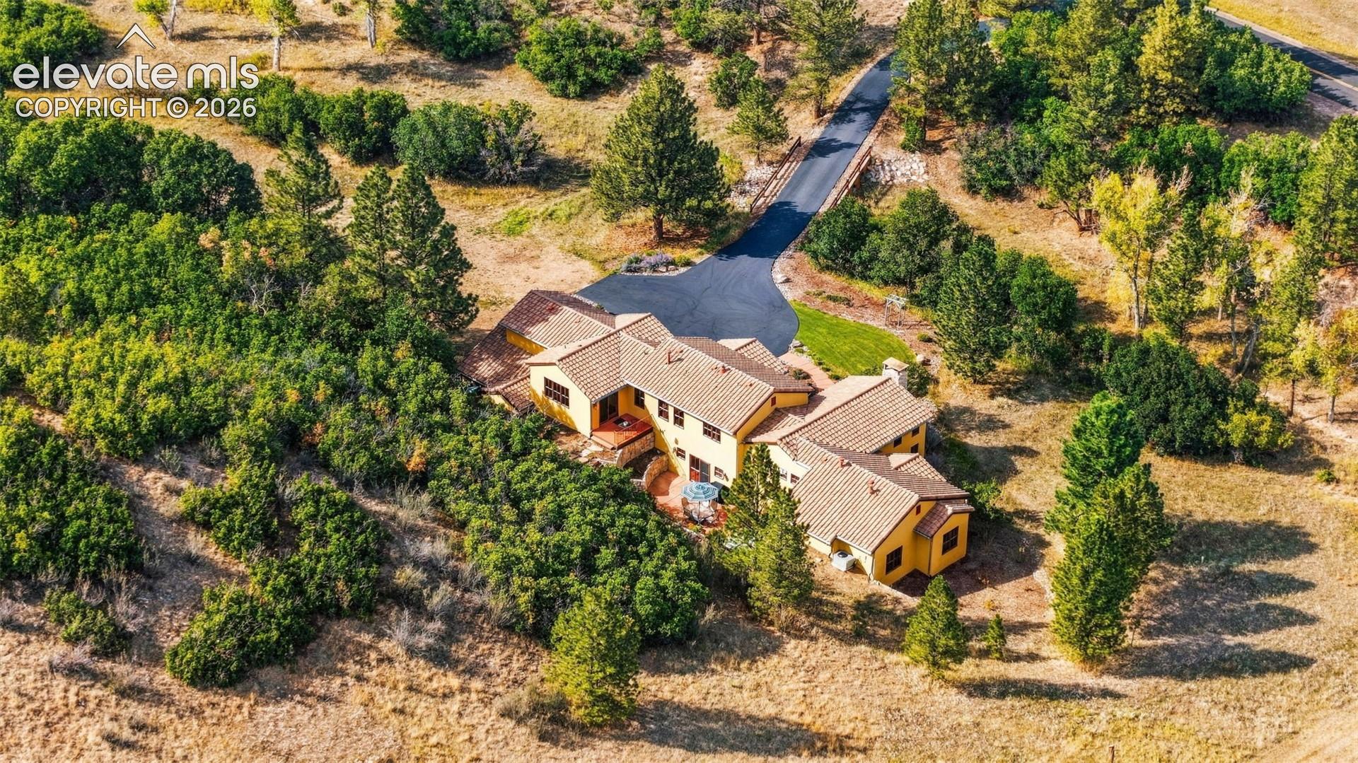 Listing photo 11 for 4504 Mariposa Road