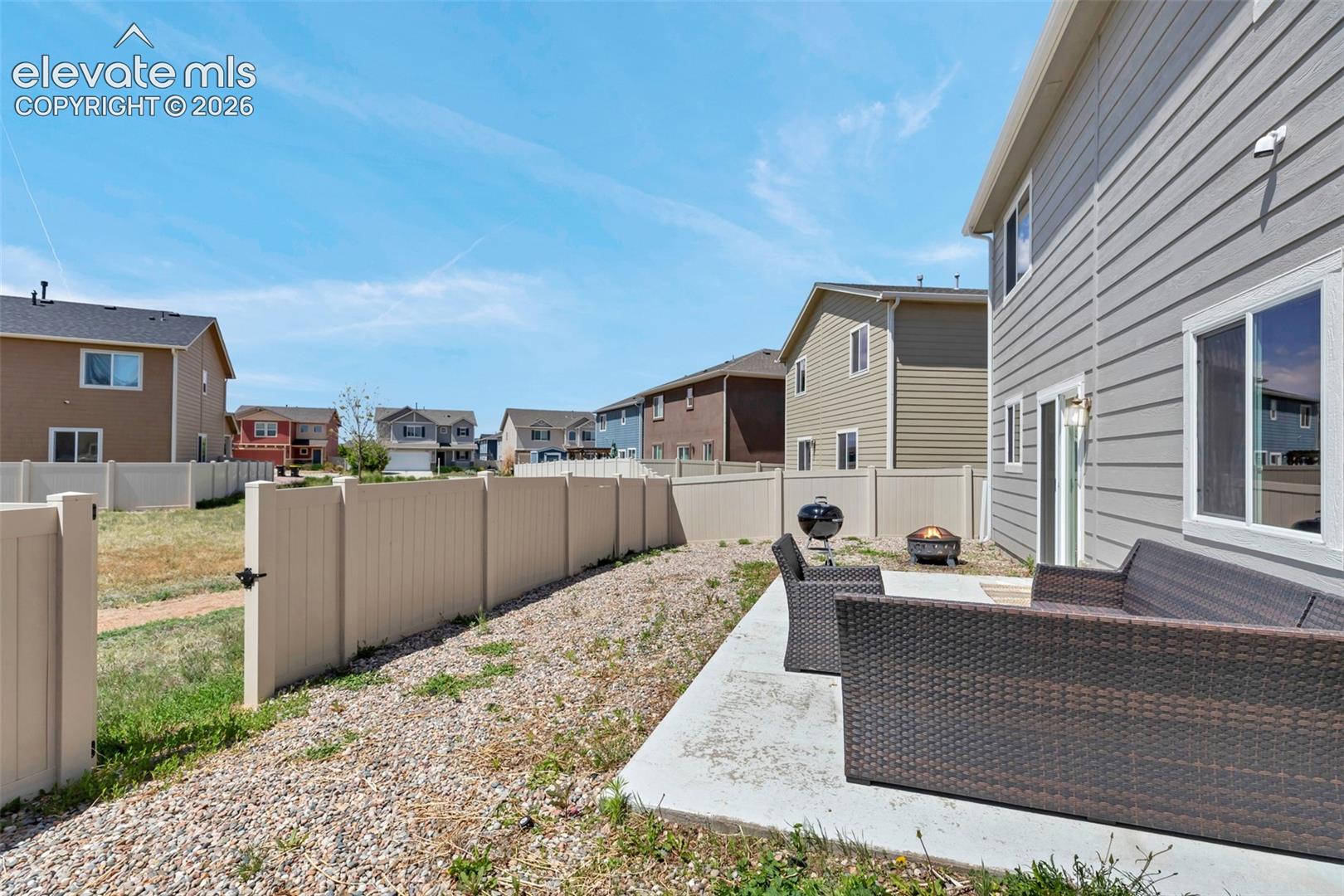 Listing photo 11 for 7548 Benecia Drive