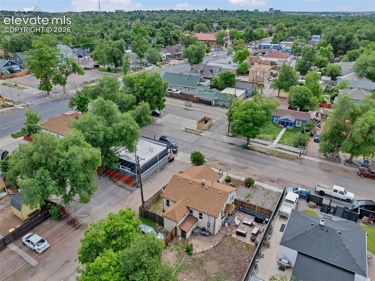 Listing photo 33 for 112 S 22nd Street