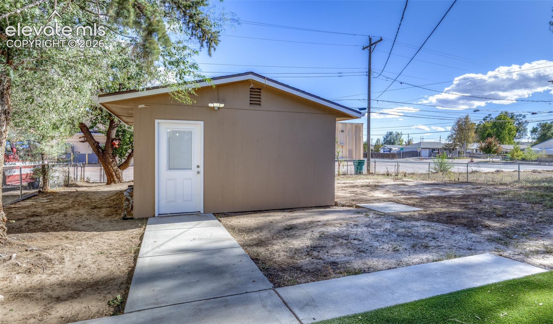 Listing photo 37 for 105 Norman Drive