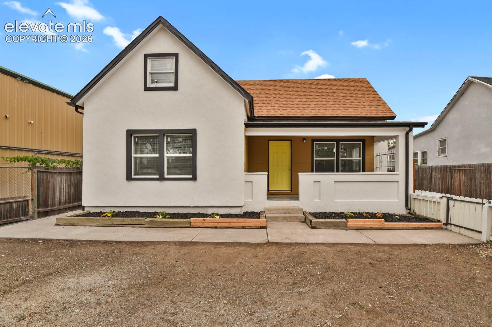 2614 Gunnison Street — listing photo