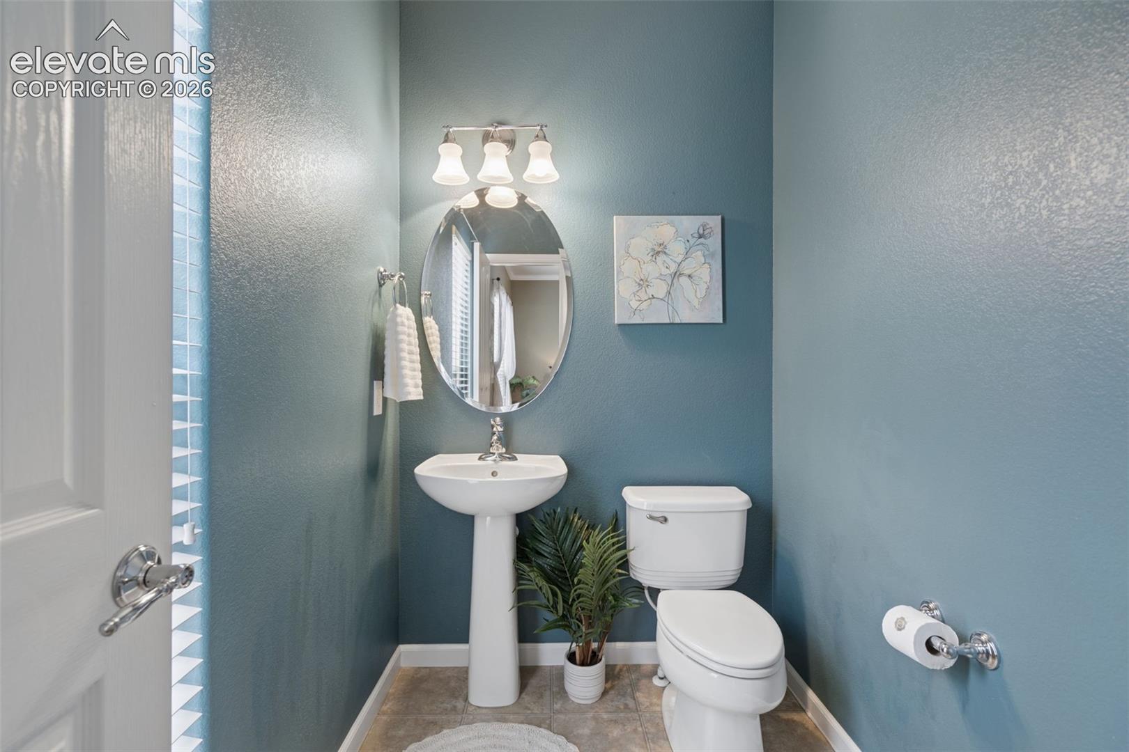 Listing photo 35 for 976 Burning Bush Point