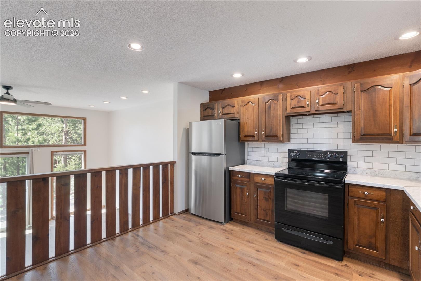 1257 Midland Avenue, photo 13
