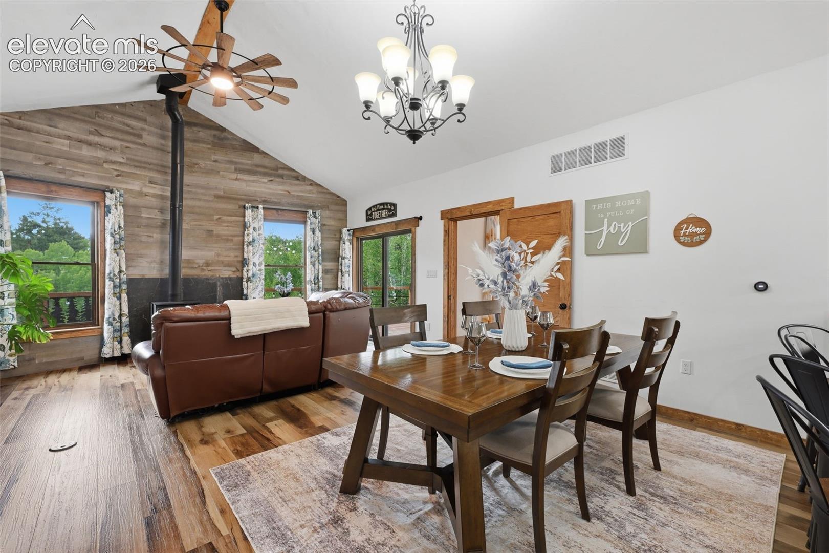 Listing photo 10 for 294 Vista De Agua Road