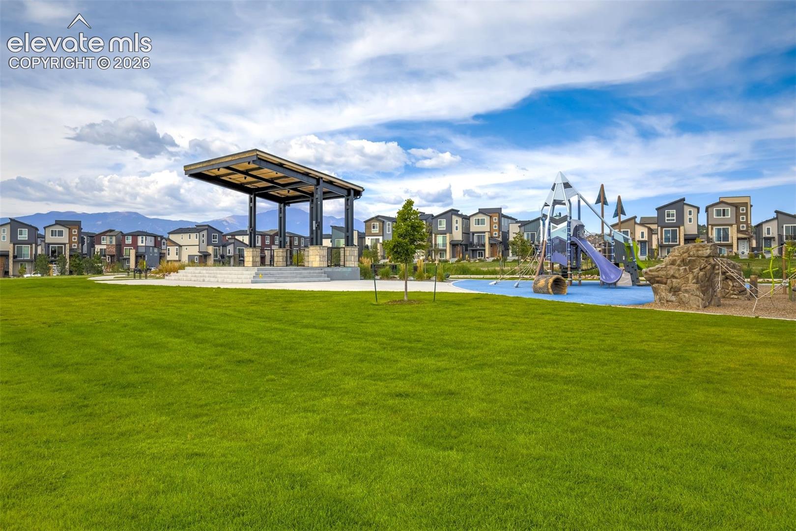 Listing photo 45 for 3635 Levy Park Drive
