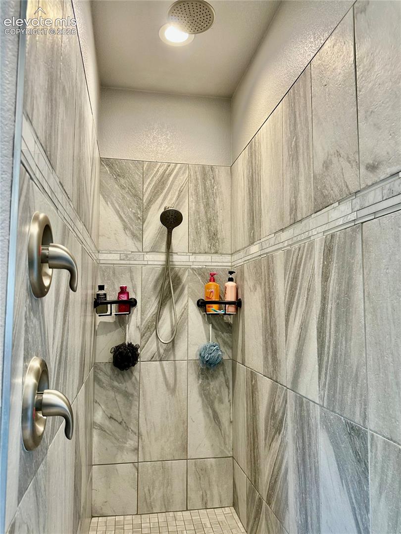 Listing photo 27 for 2064 W Hesperus Drive