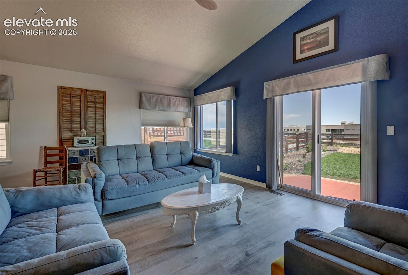 Listing photo 18 for 13713 Park Meadows Drive