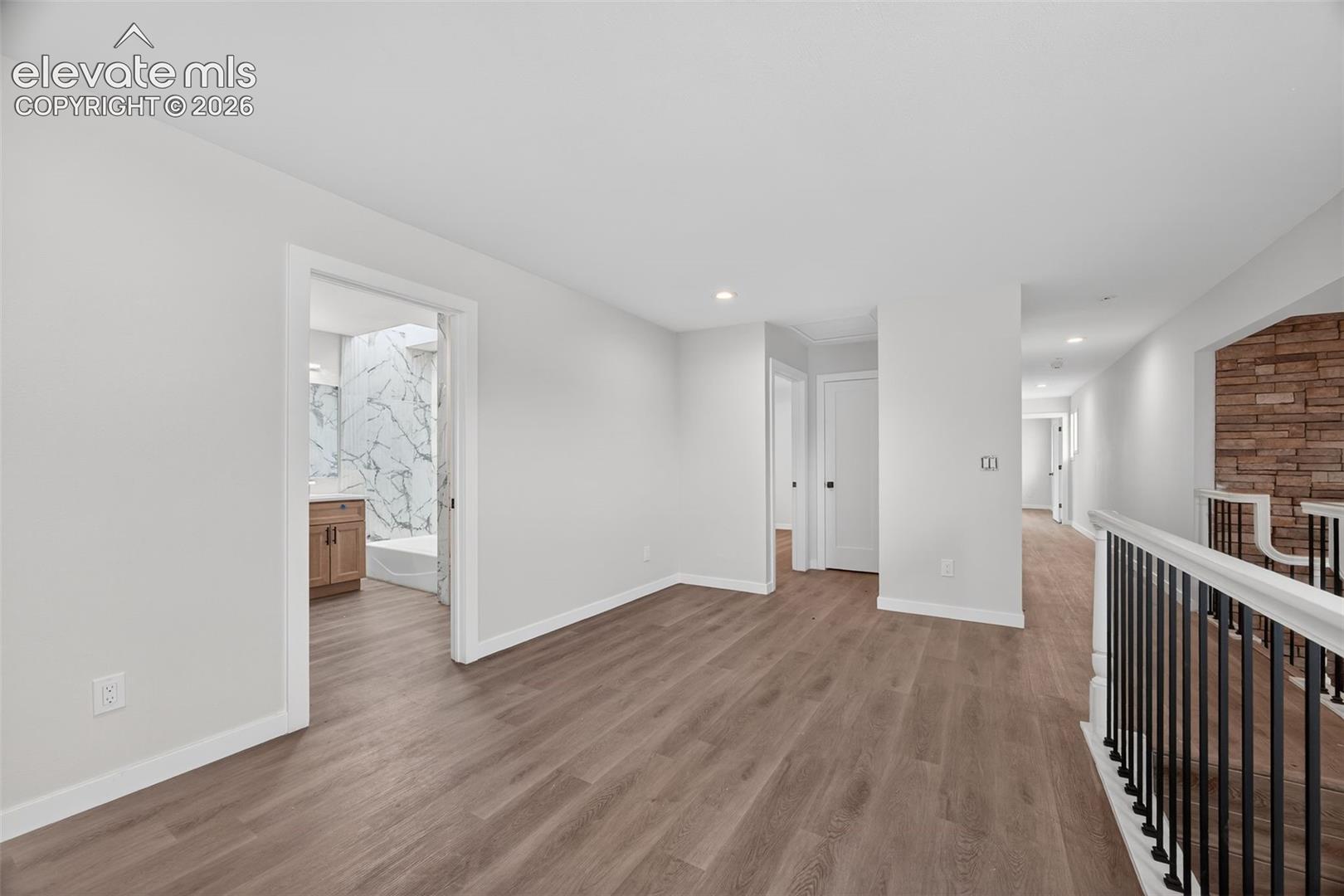Listing photo 10 for 4180 S Monaco Parkway