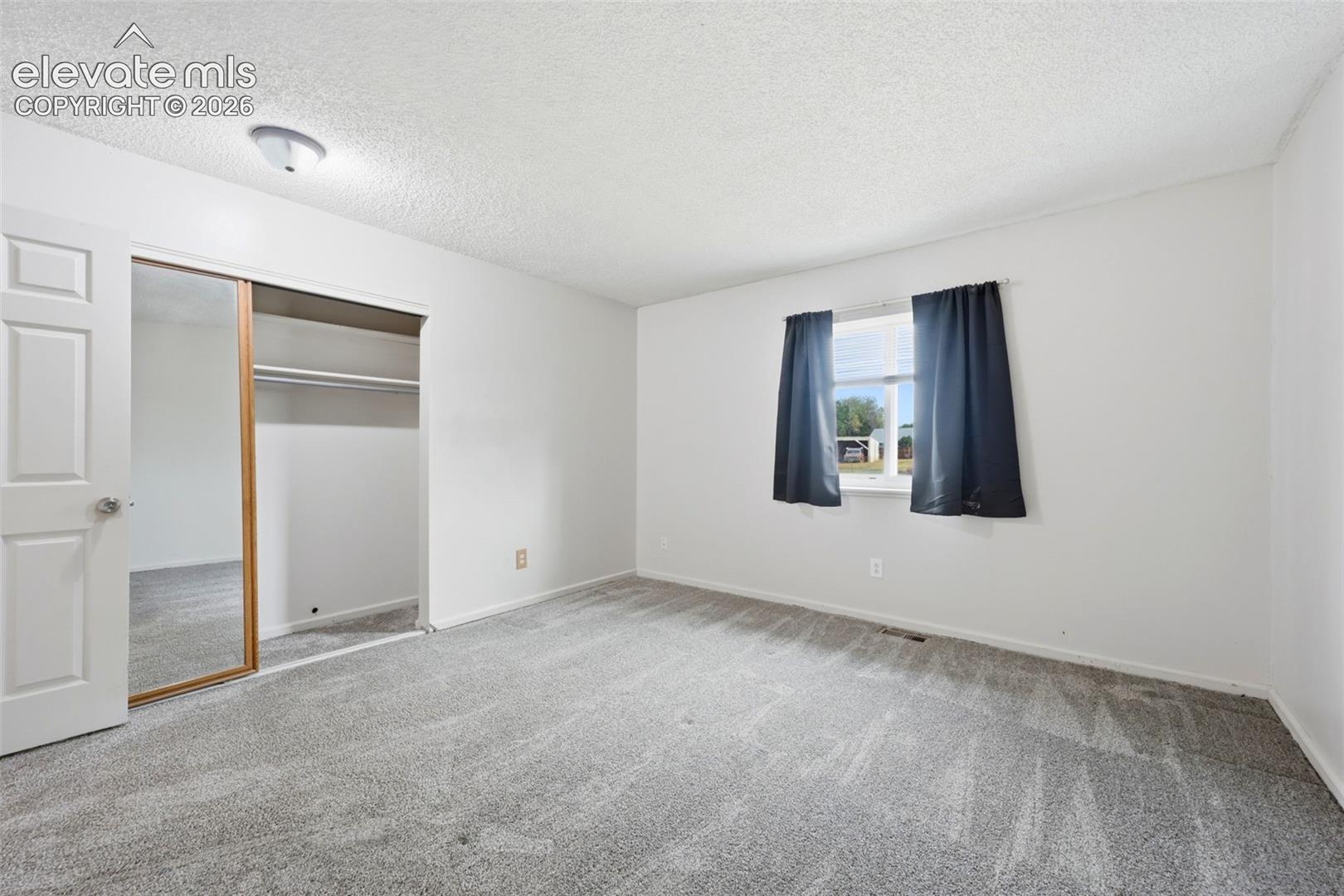 Listing photo 8 for 65 Diamond E Road