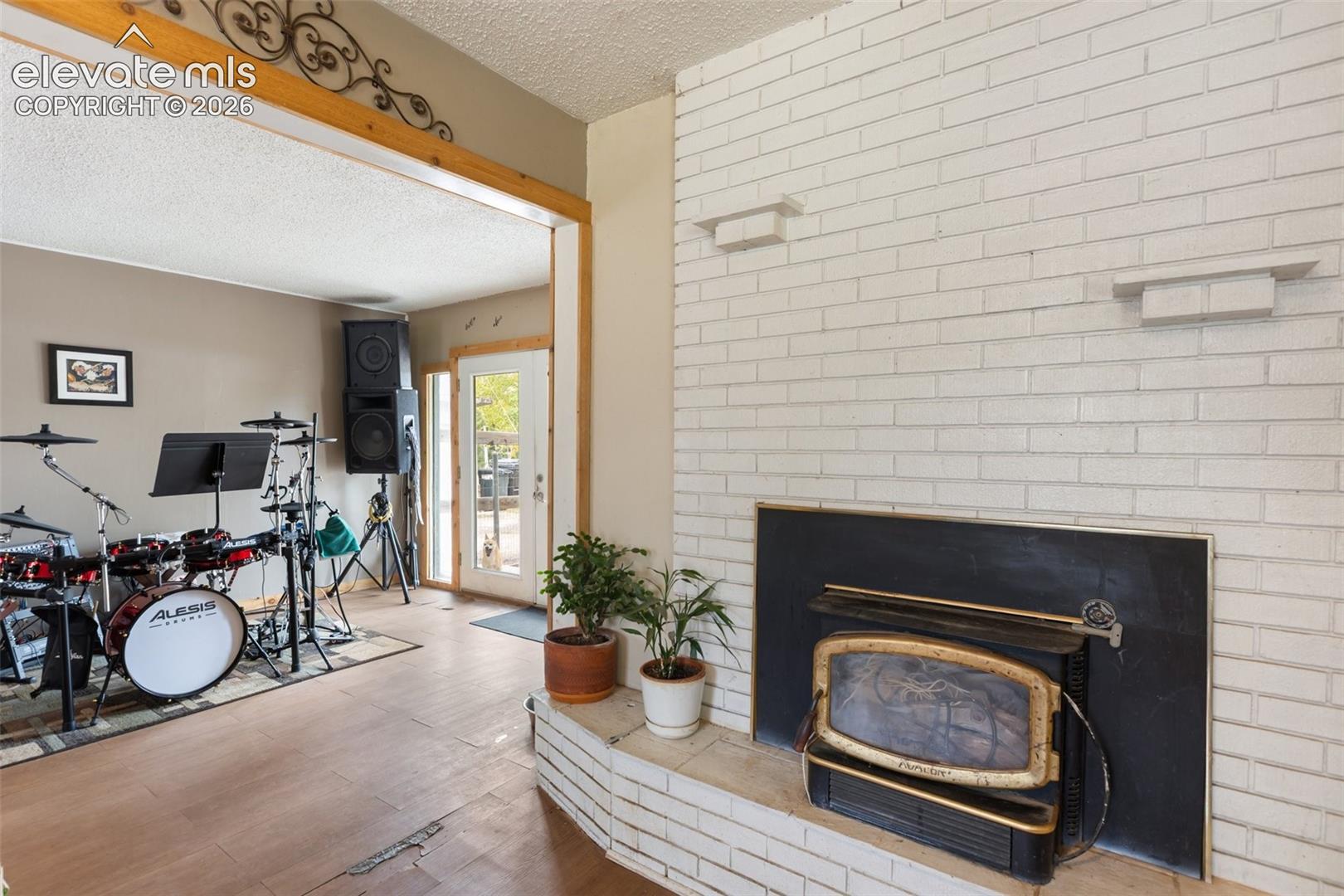 20 Westwood Drive, photo 5