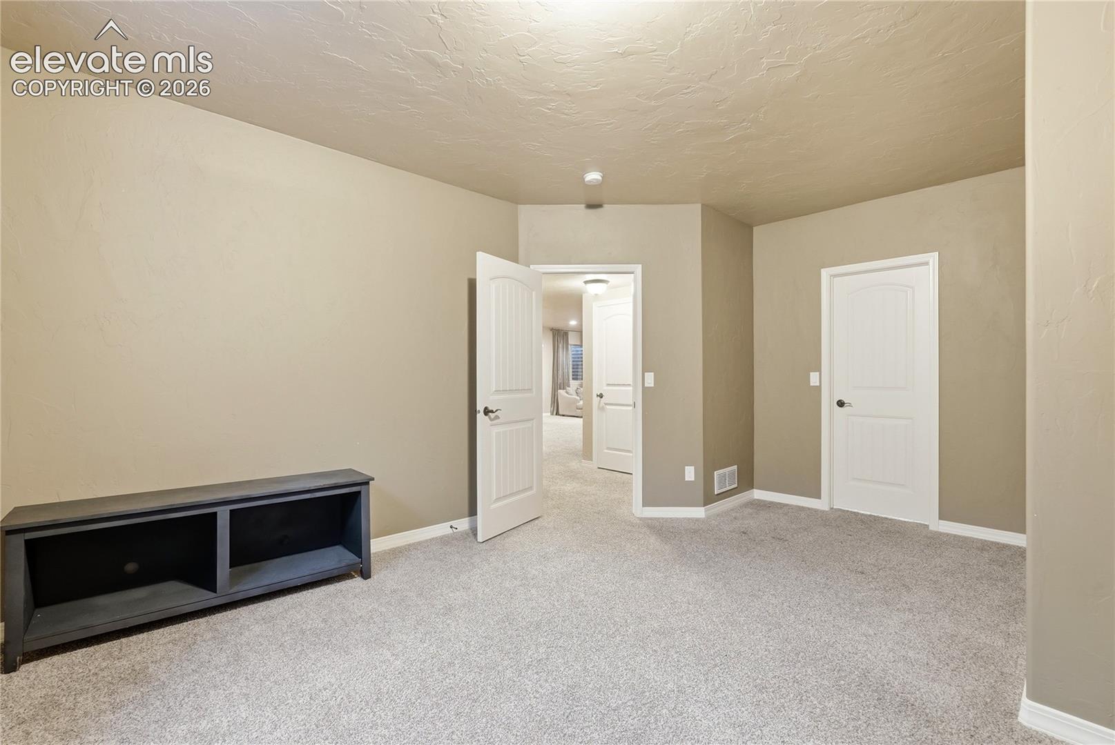 Listing photo 43 for 1908 Turnbull Drive