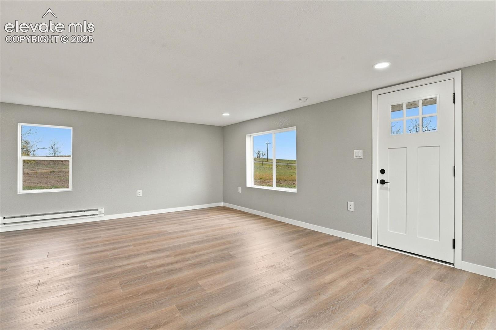 Listing photo 7 for 10672 Boone Road